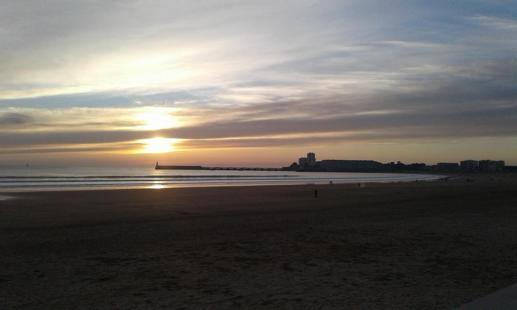 Hotel & Cantine De La Plage Les Sables-dʼOlonne Dış mekan fotoğraf